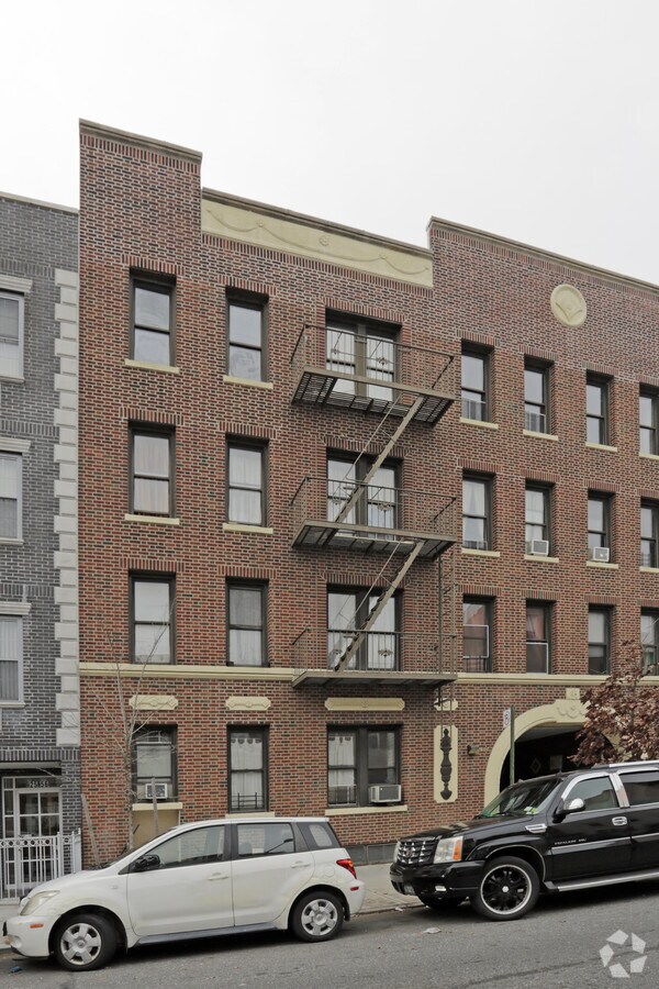 Photo - 2554 38th St