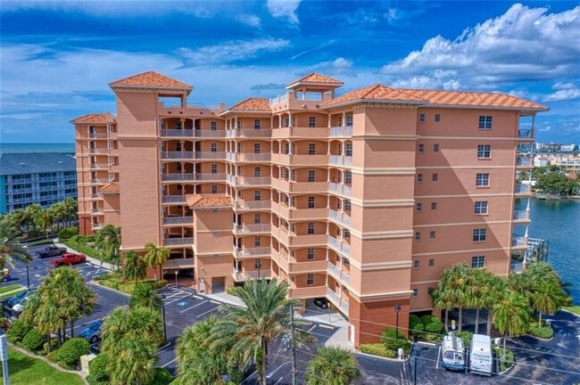 Photo - 530 S Gulfview Blvd Unit 401