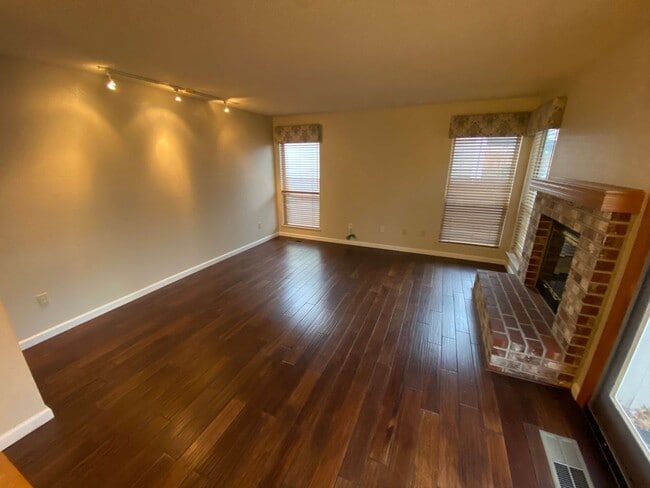 Photo - NW Reno - Summit Ridge - 4 Bed 2.5 Bath
