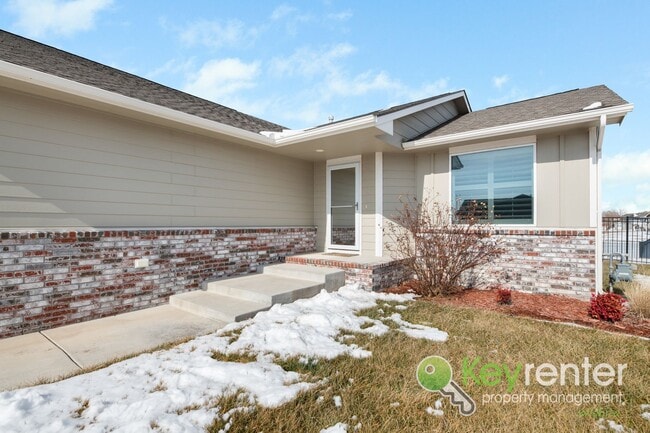 Photo - Newly Built 3 Bedroom Beauty: Lawn care and trash included!