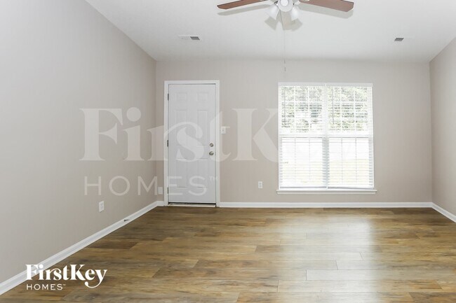Photo - 4922 Elizabeth Rd