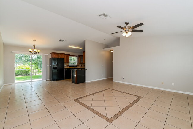 Photo - 1733 SW 22nd Ln