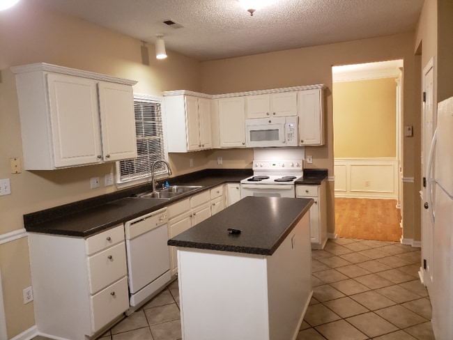 107 Shining Armor Ct