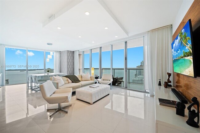Photo - 495 Brickell Ave Unit 3301