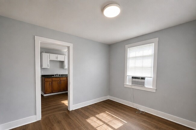Photo - 1105 Berry St