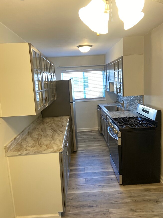 Photo - 530 Hadley Ave Unidad 3