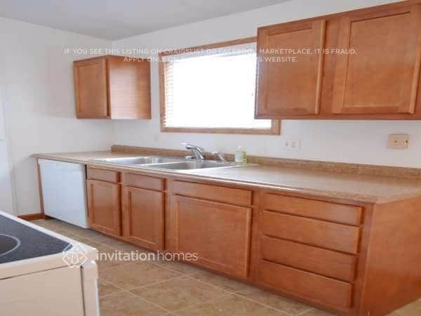 Photo - 4816 S Pitkin Way