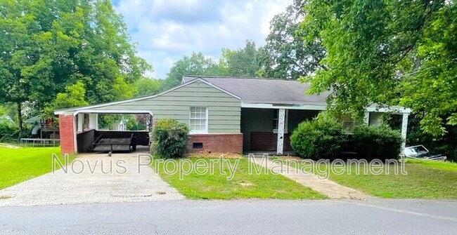 Photo - 185 Chestnut St House