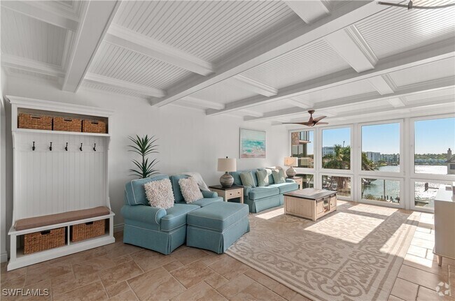 Building Photo - 4031 Gulf Shore Blvd N Unit 55 Rental