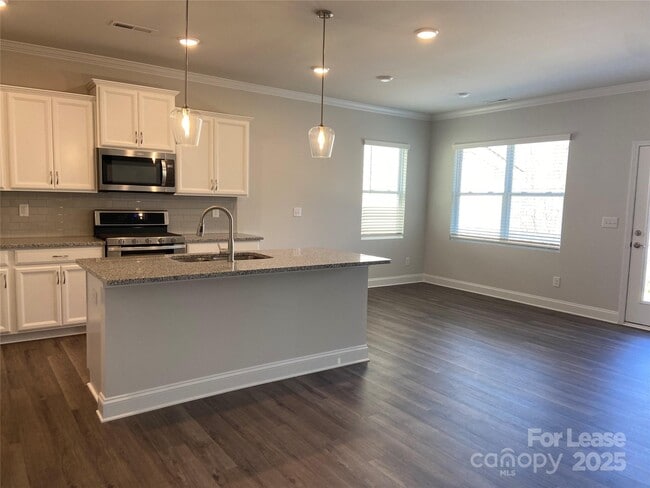 Photo - 4909 Helmsworth Dr