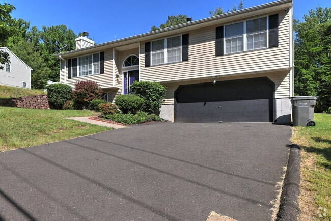 Building Photo - 167 Osborn Rd Rental