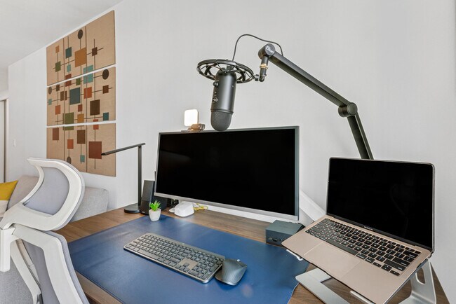 Photo - 64B W 37th St Unit FL23-ID379047P