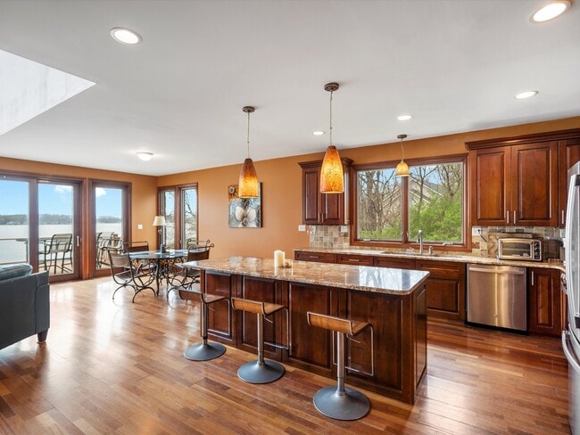 Photo - 11589 Ember Rd