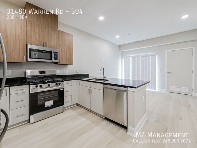 Photo - 31480 Warren Rd Unit 304