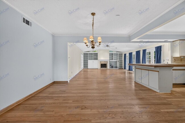 Photo - 3550 Ainsworth Dr
