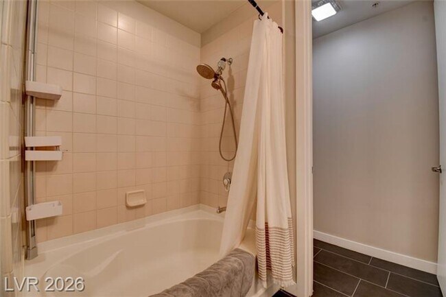 Photo - Gorgeous Views! Fully Furnished Modern loft-style