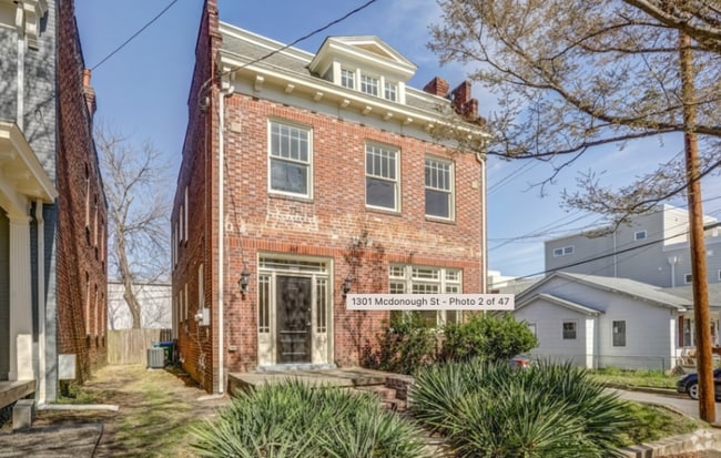 Building Photo - 1301 McDonough St Rental