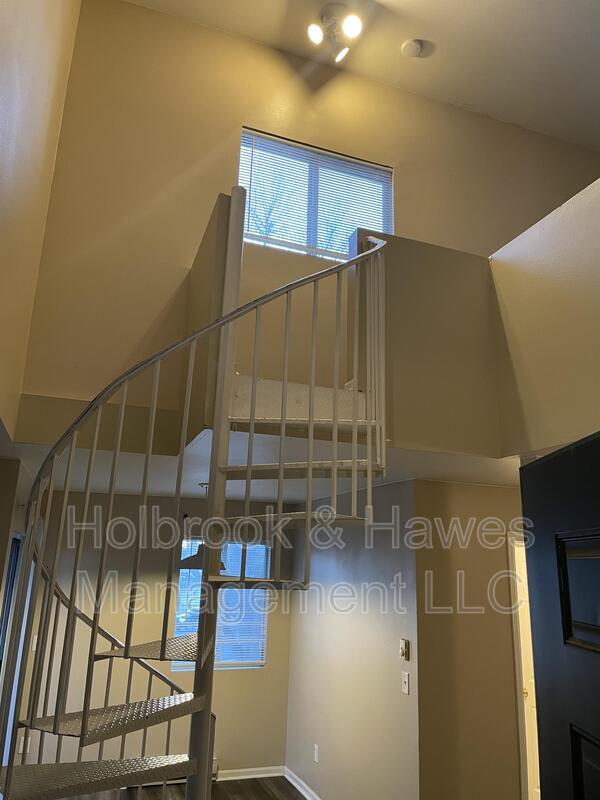 Photo - 4531 Boardwalk Dr Unit Y-9