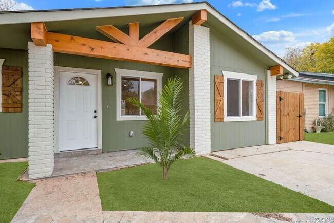 Charming Home Awaits: Spacious & Modern Li... - Charming Home Awaits: Spacious & Modern Li...