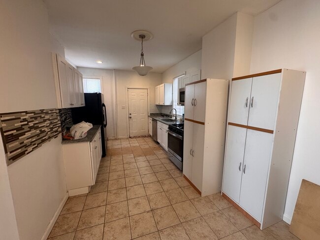 Photo - 115 Mead St Unit 1