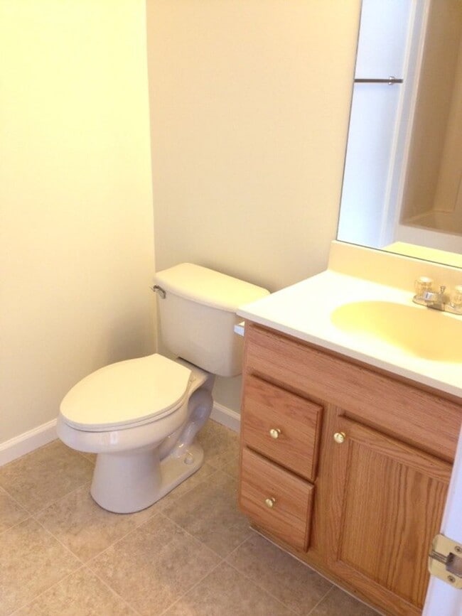 Photo - Studio Apartment at College Court -- July ...
