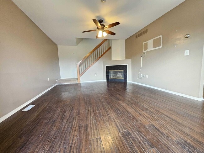 Photo - 2011 Vine Way Dr Unit 66