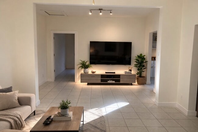 Photo - 602 Cordell St