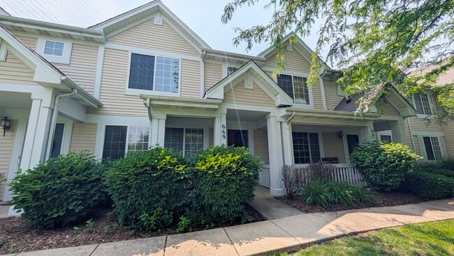Photo - 669 Lincoln Station Dr Townhome