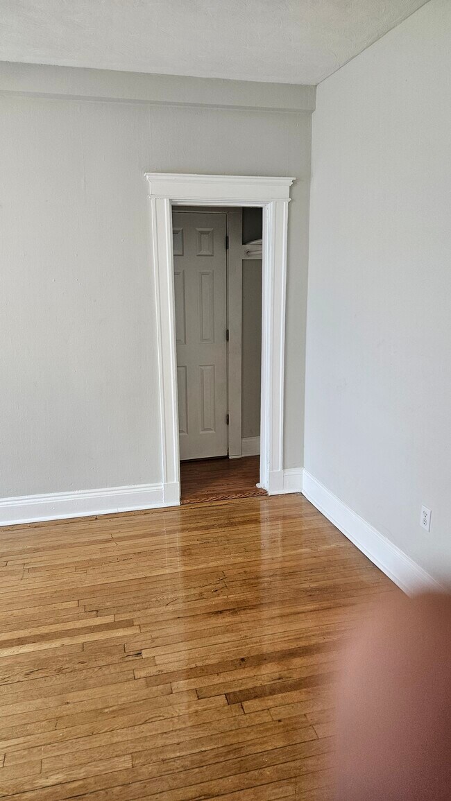 Photo - 1185 Commonwealth Ave Unidad 15