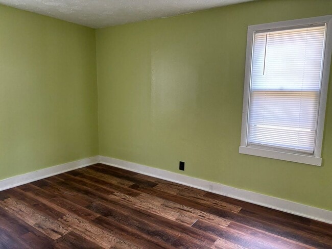 Photo - 2 BR 1 BA, Close to Downtown Decherd, City Park, Restaruants.