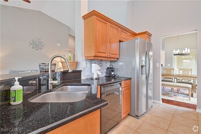 Building Photo - 5615 Sherborn Dr Unit 201 Rental