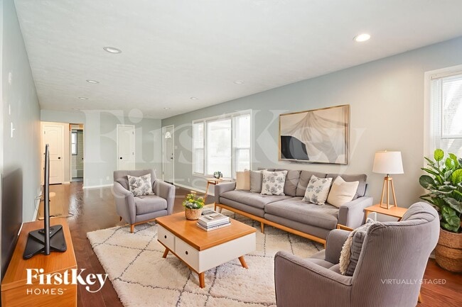 Photo - 371 S Hendricks Dr