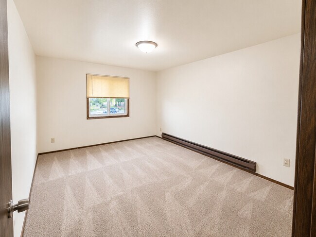 Sunset Lane Apartments