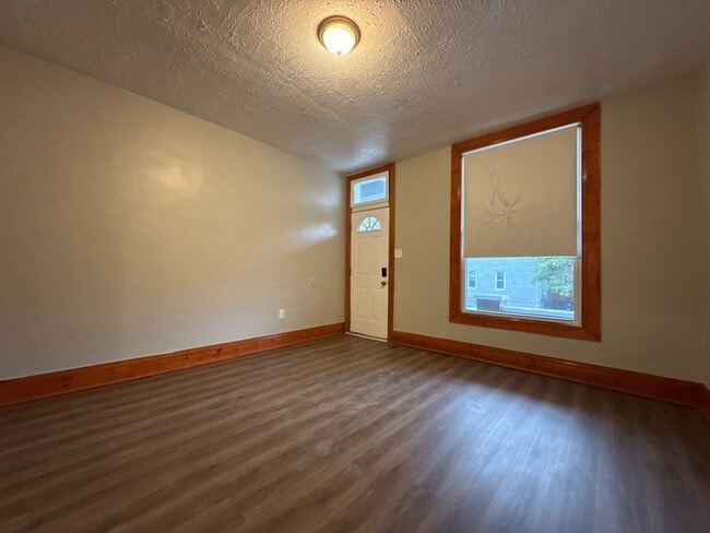 Photo - three Bedroom Home In Baltimore city