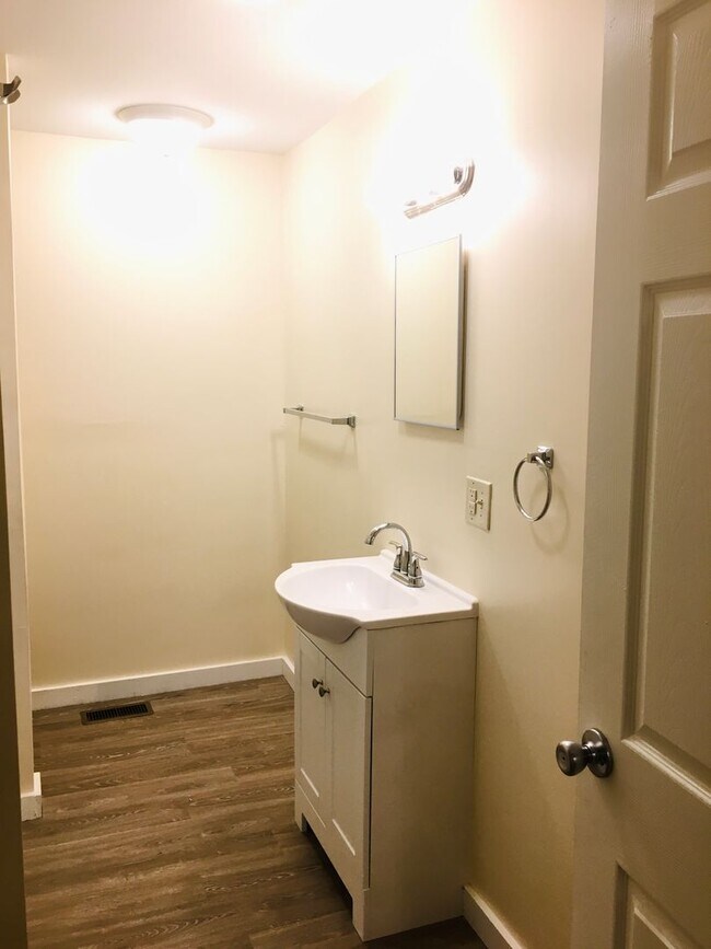 Most Utilities Paid in this cottage house Rental House Rental in