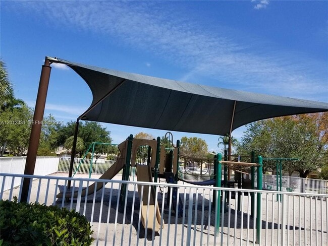 Photo - 1527 Palermo Dr