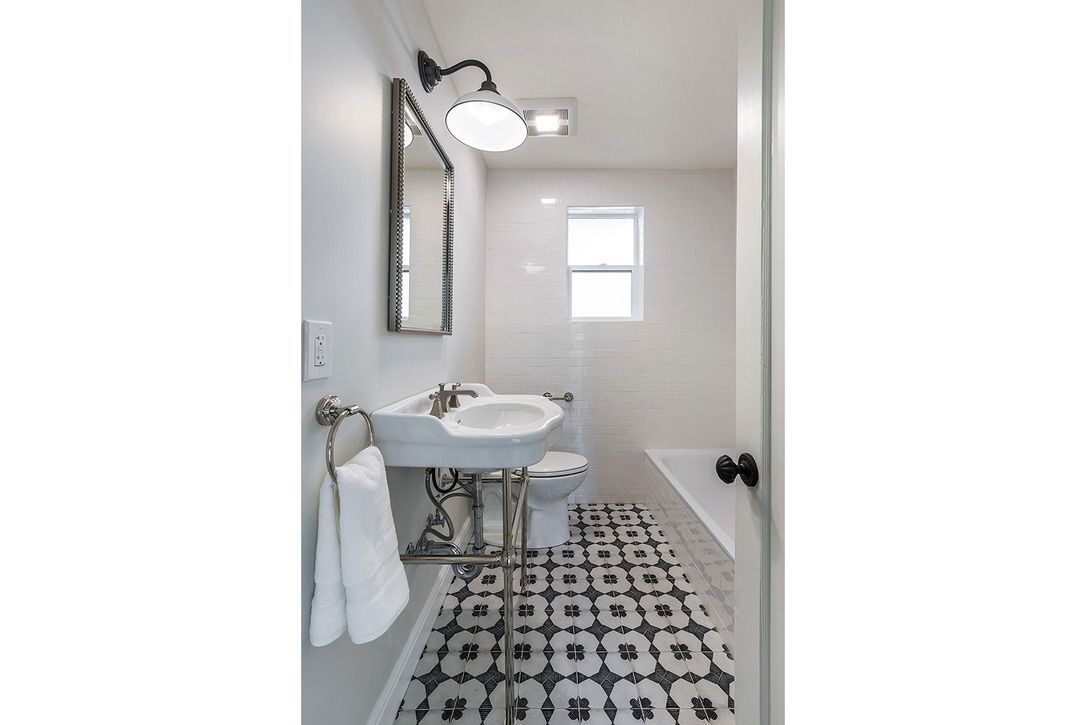 Photo - 1700 Cedar St