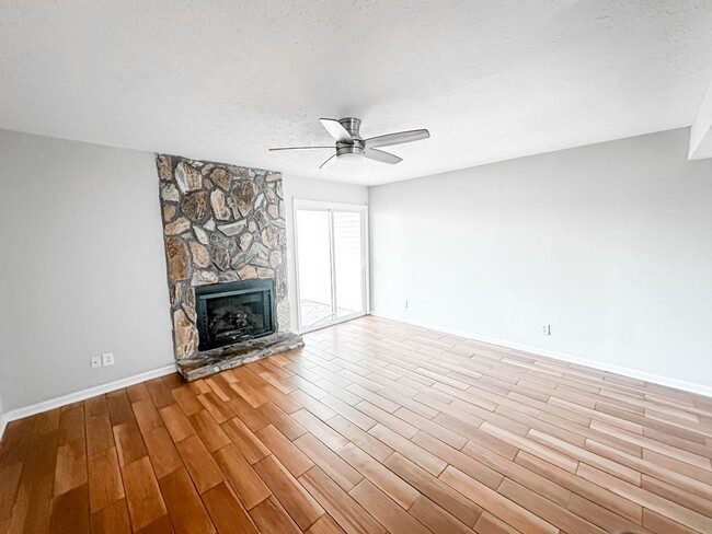 Photo - 2 bedroom/2.5 bathroom condo in Gainesville City Limits