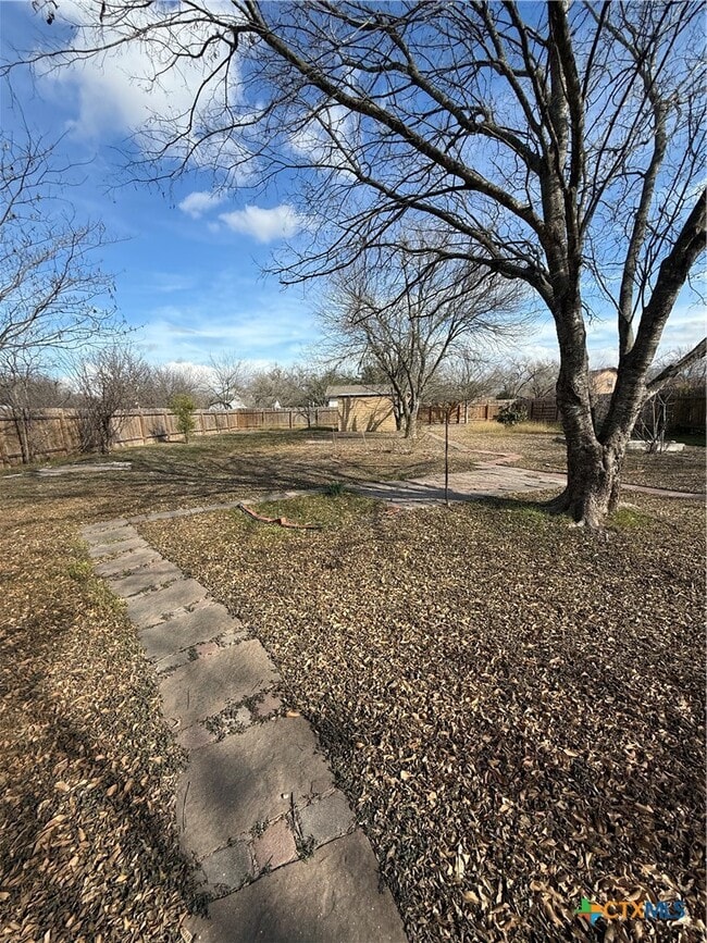 Photo - 409 El Secreto St