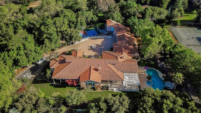 Photo - 27210 Ohlone Ln