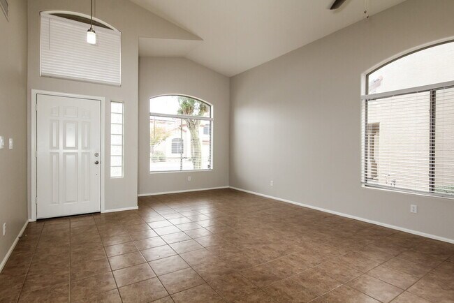 Photo - 5722 N 124th Ln