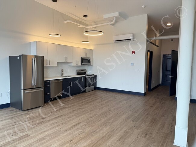 Photo - 151 St Paul St Unit 07 Series