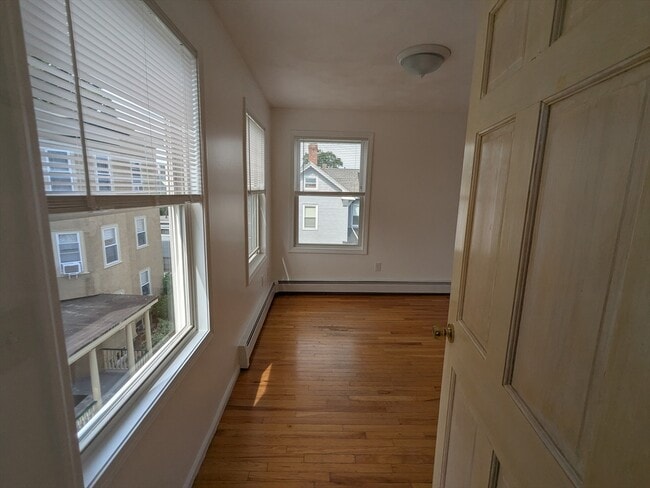 Photo - 8 Pearl St Unit 3