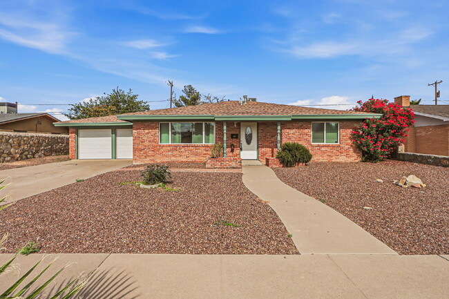 Building Photo - 3-Bedroom Home on Wedgewood Drive fully landscaped
