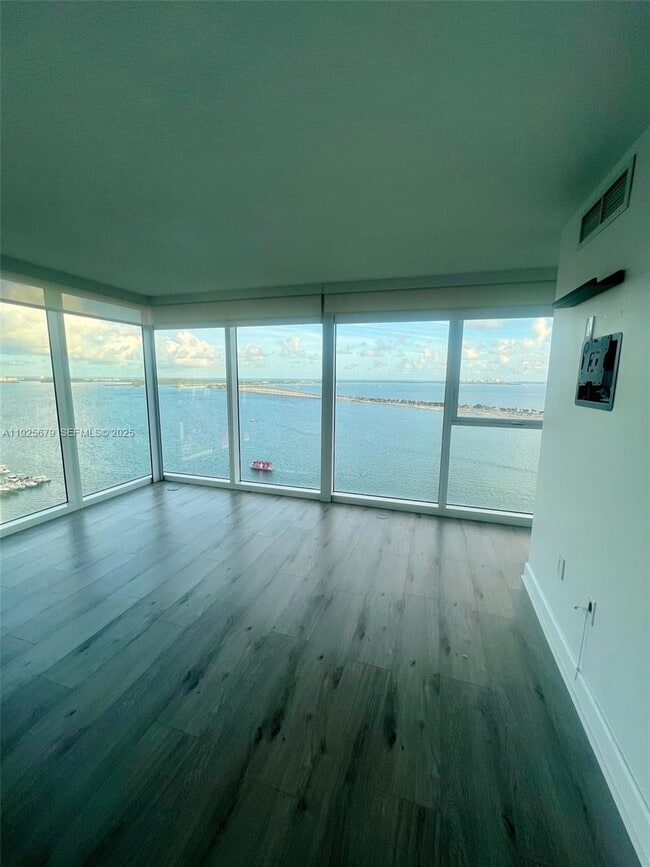 Photo - 2101 Brickell Ave Unit 2306