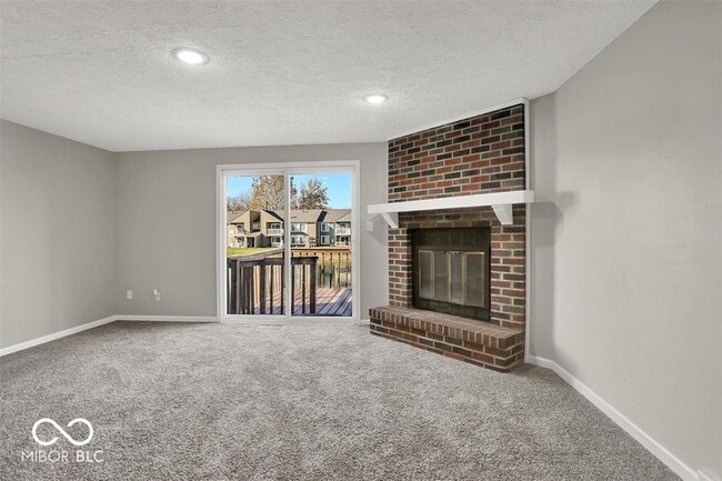 Photo - 8528 Hague Rd