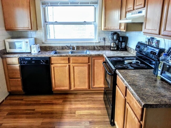 Photo - 4096 Longford Dr Unit Furnished Apt