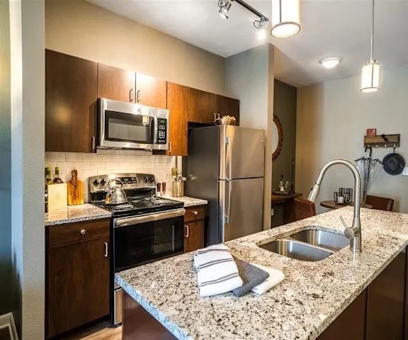 Photo - 305 River Fern Ave Unidad 2307