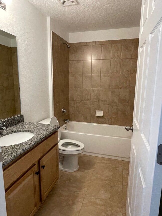 Photo - 29 Slumberland Path Unit A