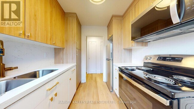 Photo - 1 Marquette Ave Unit 12